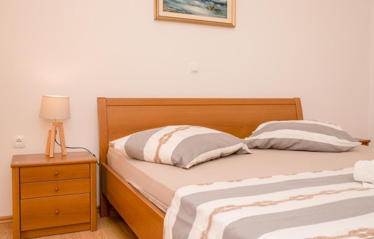 Apartments Silvana In Kampor ภายนอก รูปภาพ