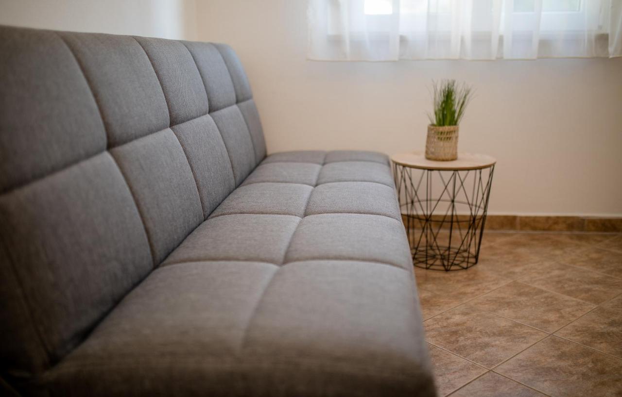 Apartments Silvana In Kampor ภายนอก รูปภาพ