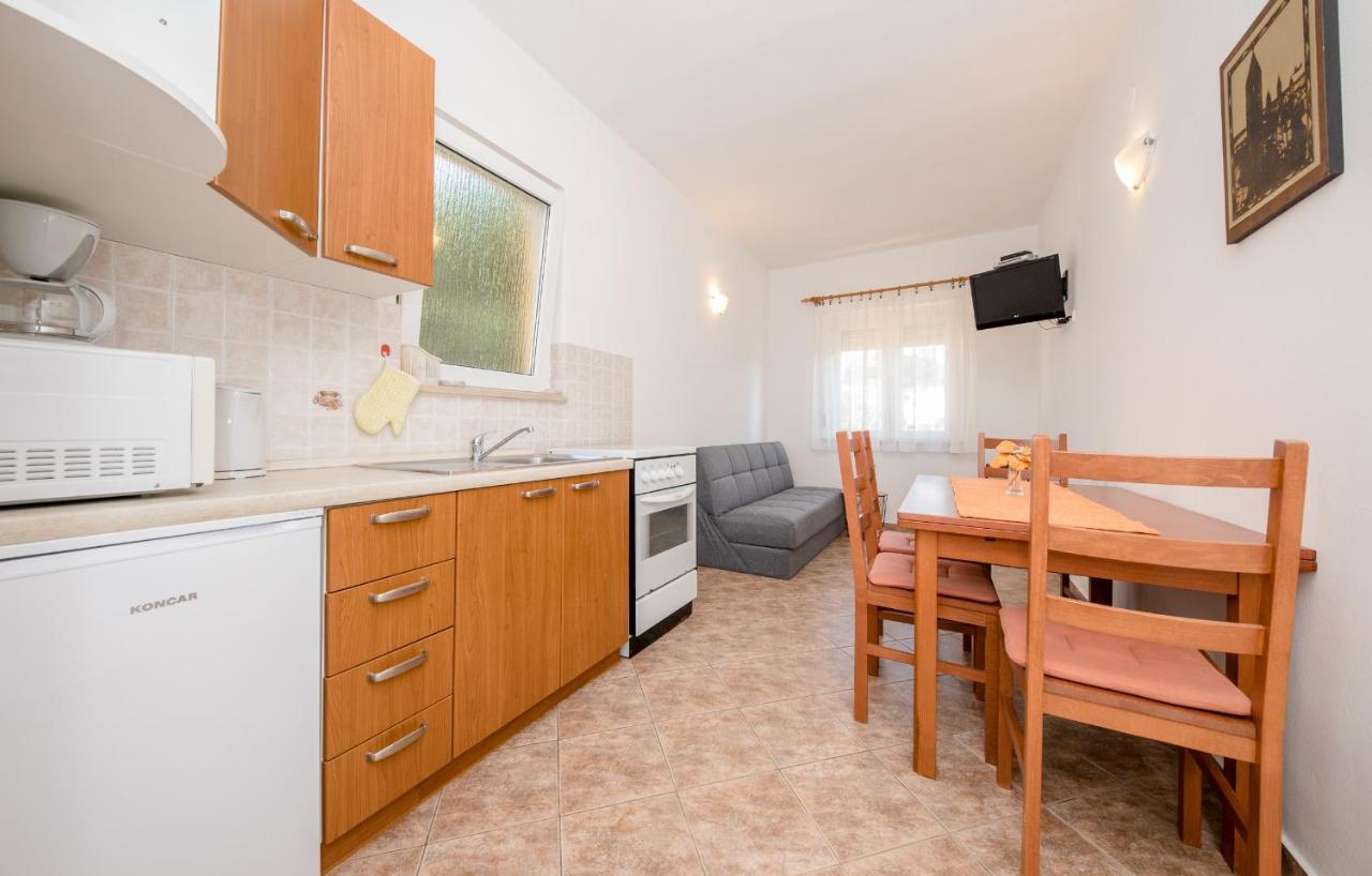 Apartments Silvana In Kampor ภายนอก รูปภาพ