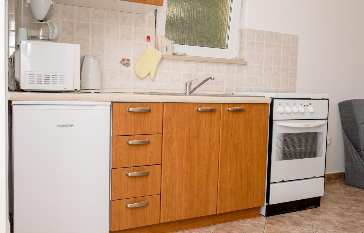 Apartments Silvana In Kampor ภายนอก รูปภาพ